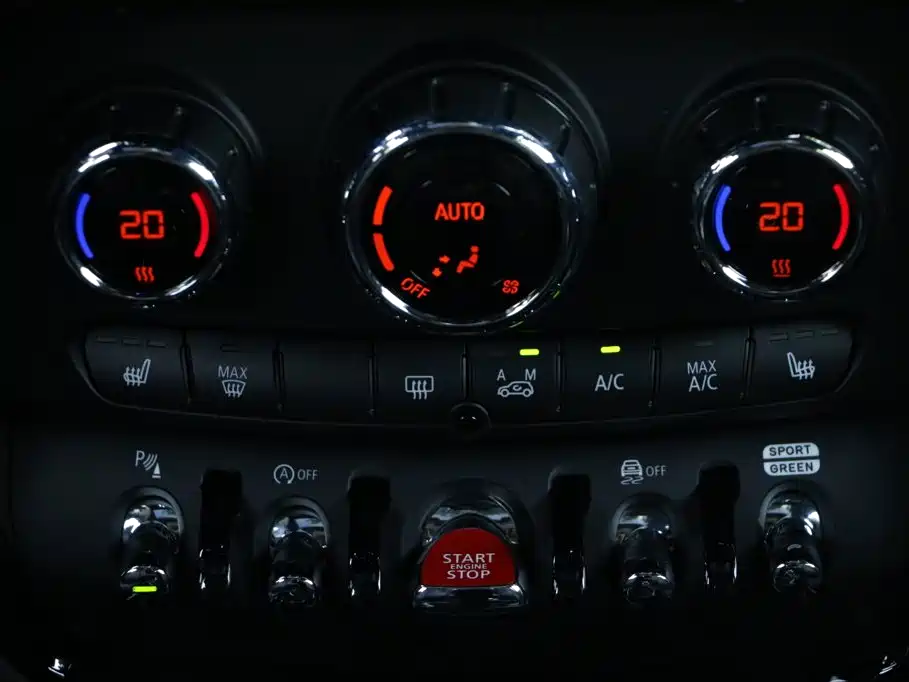 MINI Mini Clubman — миниатюра 15