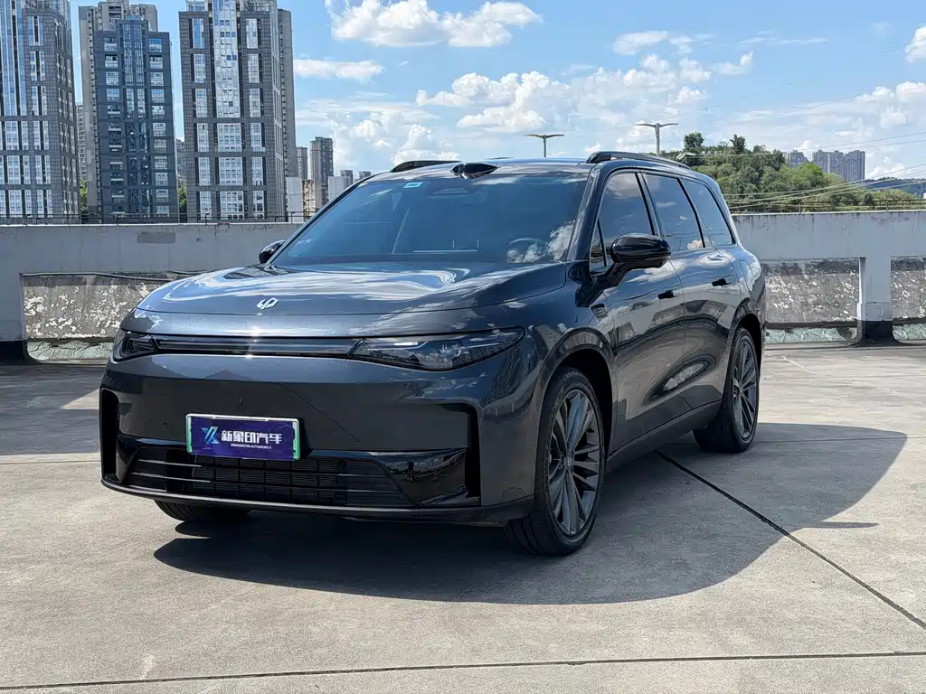Leapmotor C16