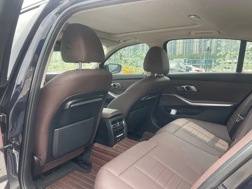 BMW 3 Series — миниатюра 8
