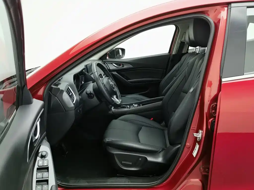 Mazda 3 Axela — миниатюра 10