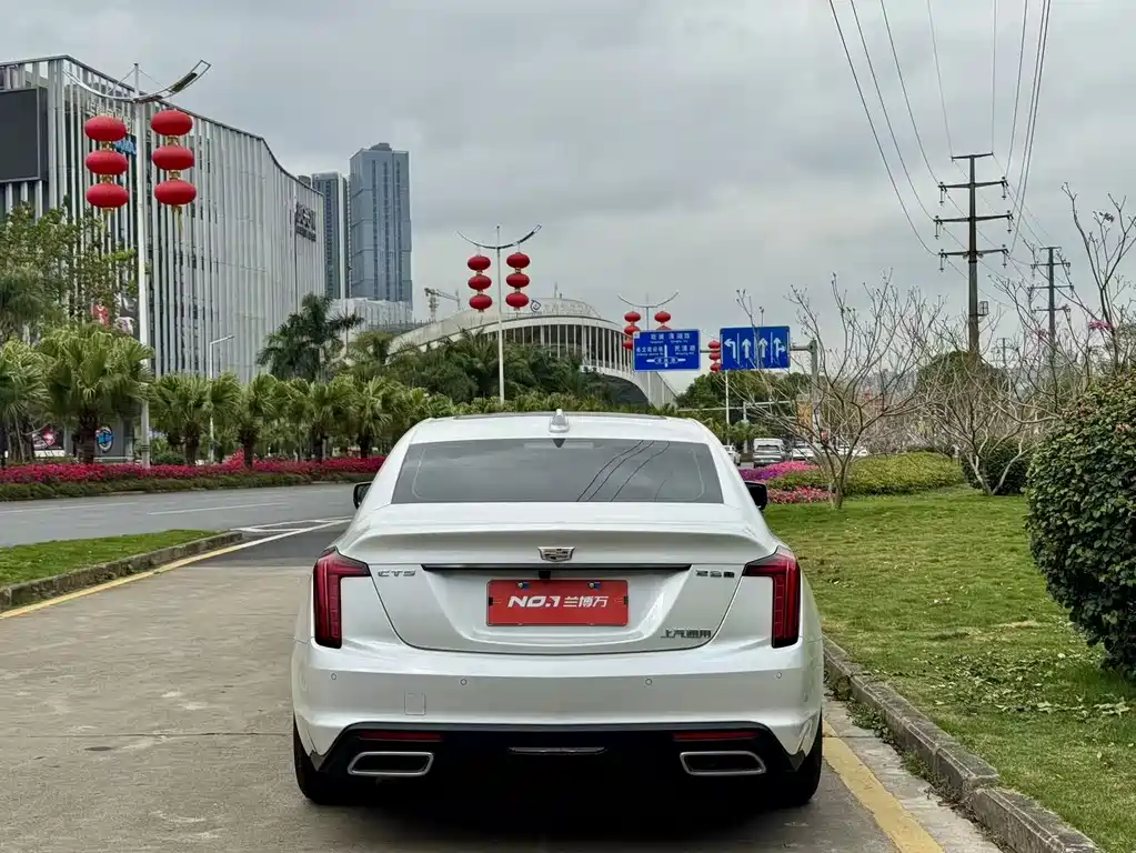 CADILLAC CT5