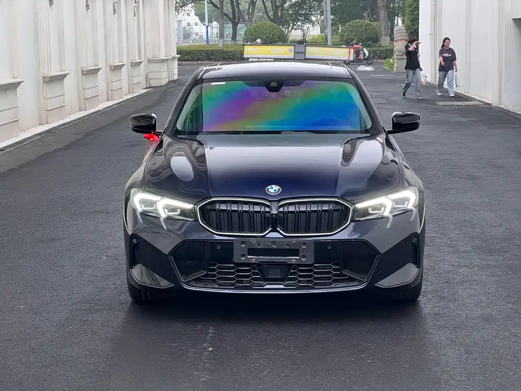 BMW 3 Series — миниатюра 2