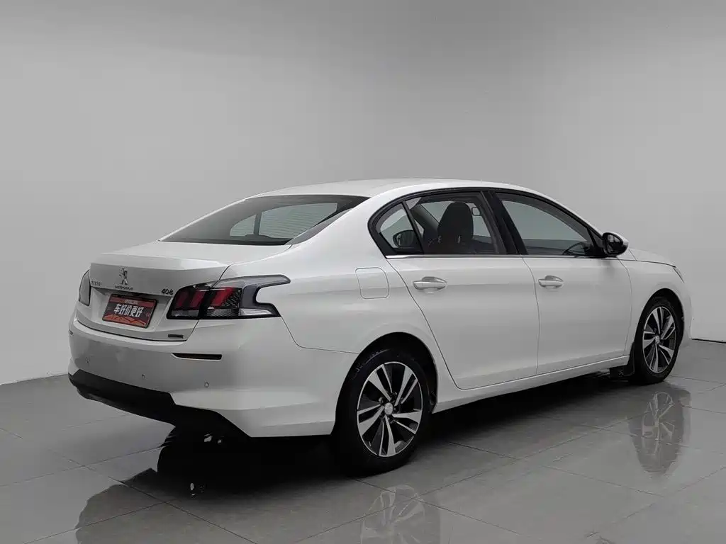 Peugeot 408 — миниатюра 2