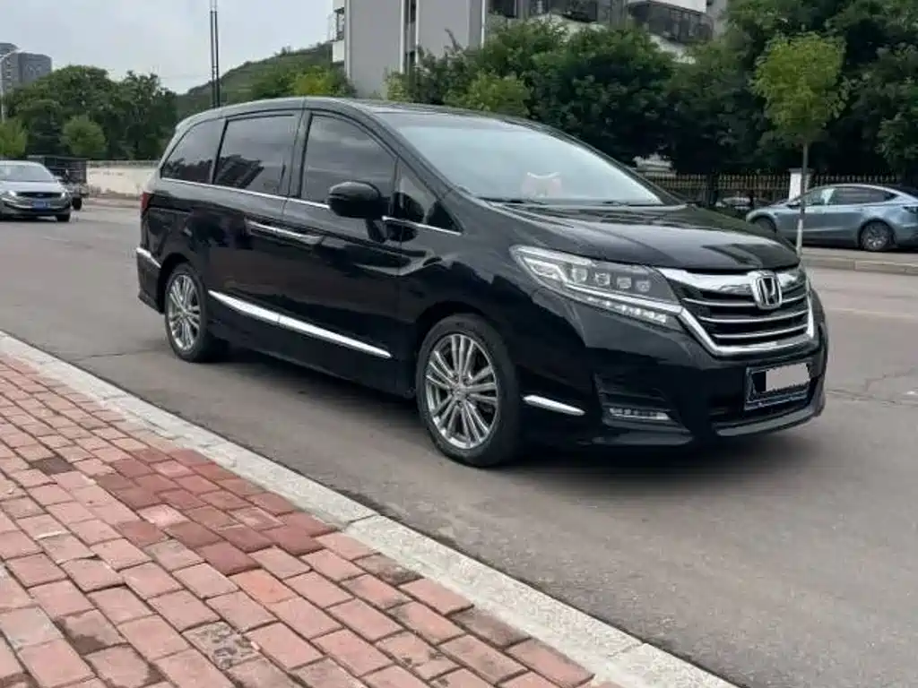 Honda Elysion — миниатюра 3