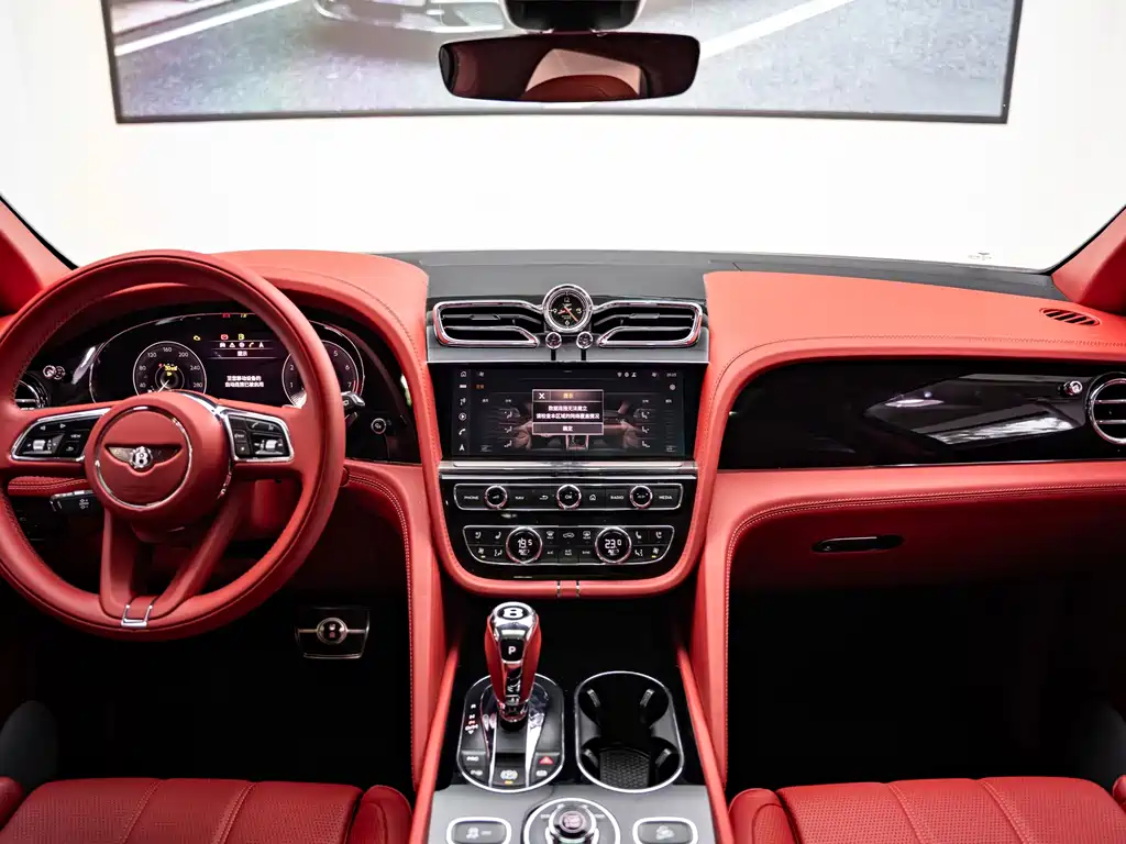 Bentley Bentayga — миниатюра 8