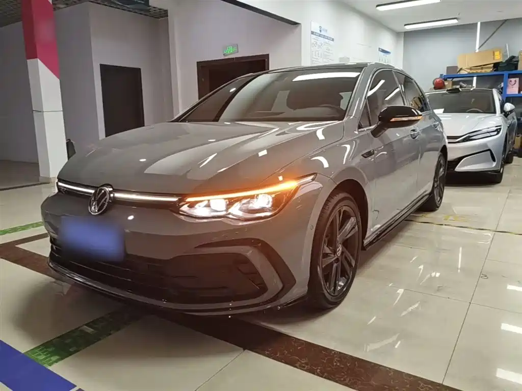 Volkswagen Golf 2023