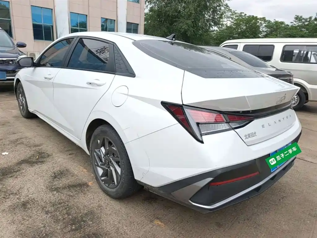 Hyundai Elantra 2023 1.5L CVT GLS Lead