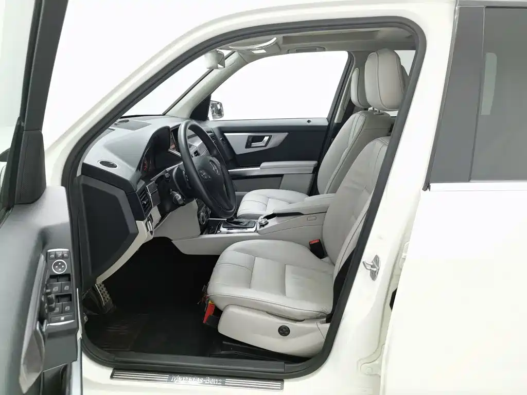 Mercedes-Benz GLK-Class — миниатюра 10