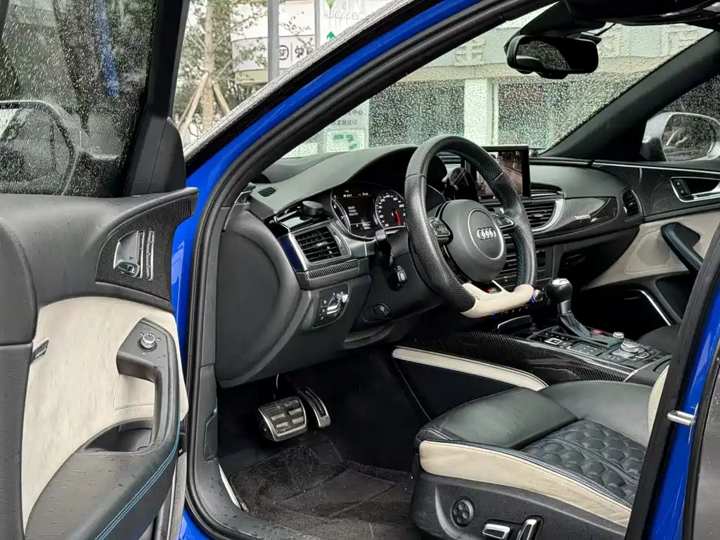 Audi RS 6 2016 RS 6 4.0T Avant