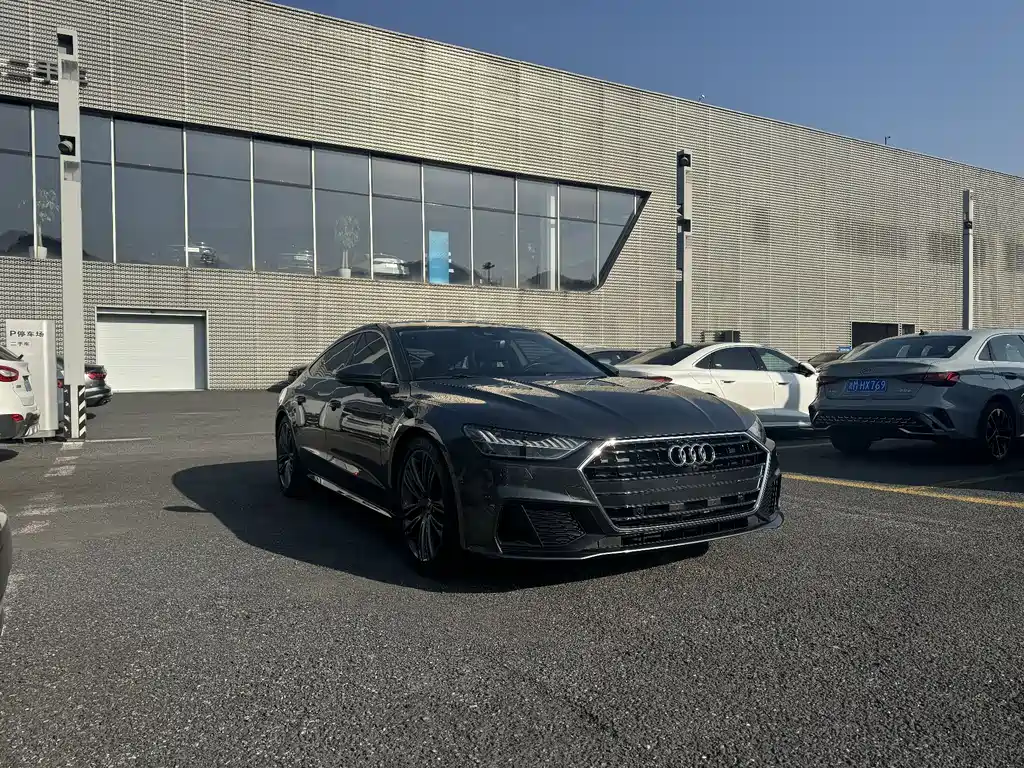 AUDI A7