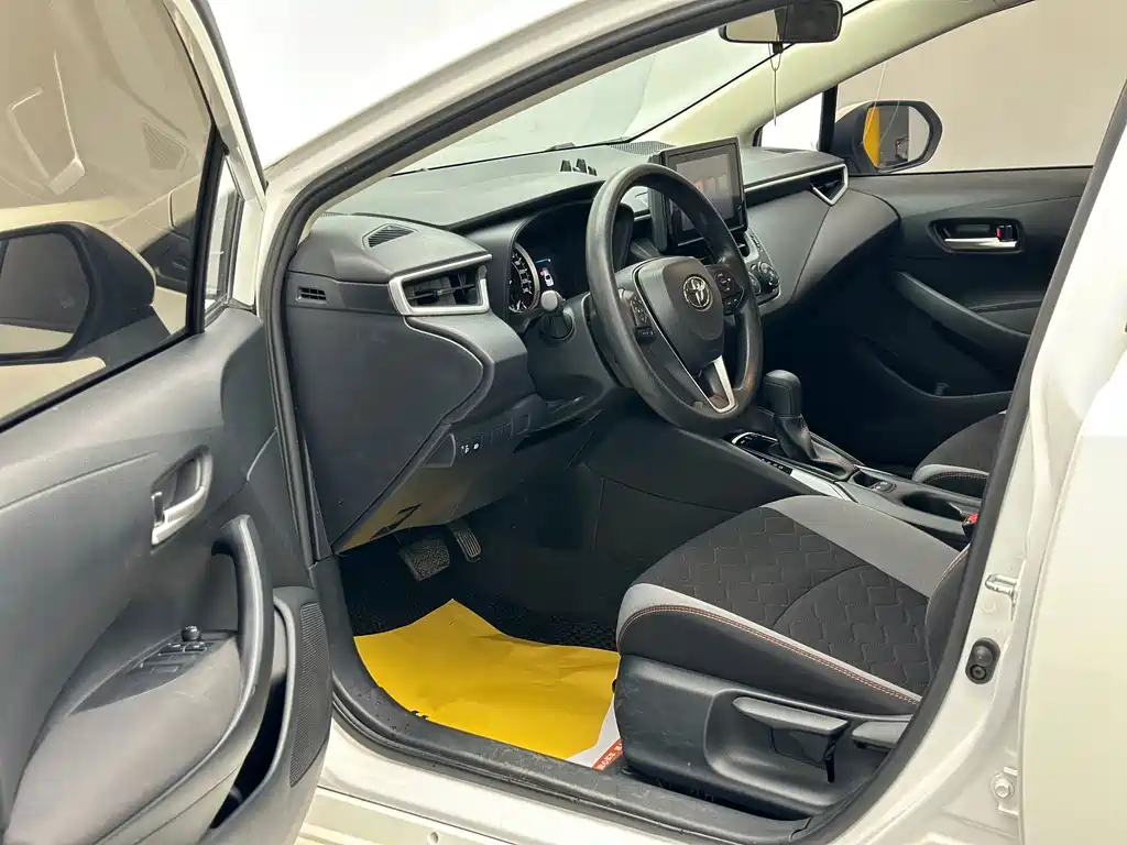 Toyota Corolla — миниатюра 11