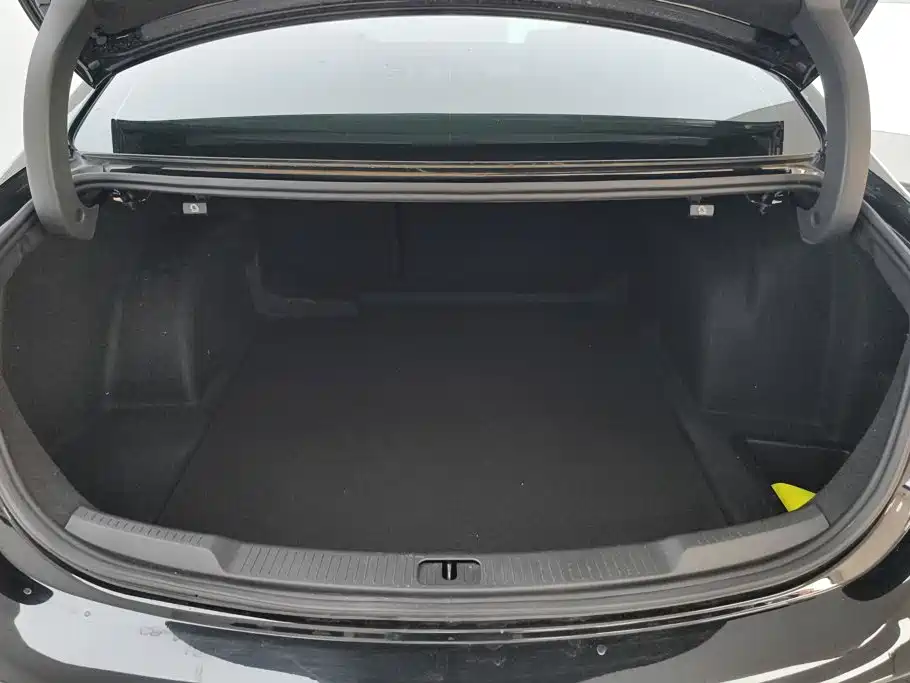 Buick LaCrosse 2022 652T Luxury