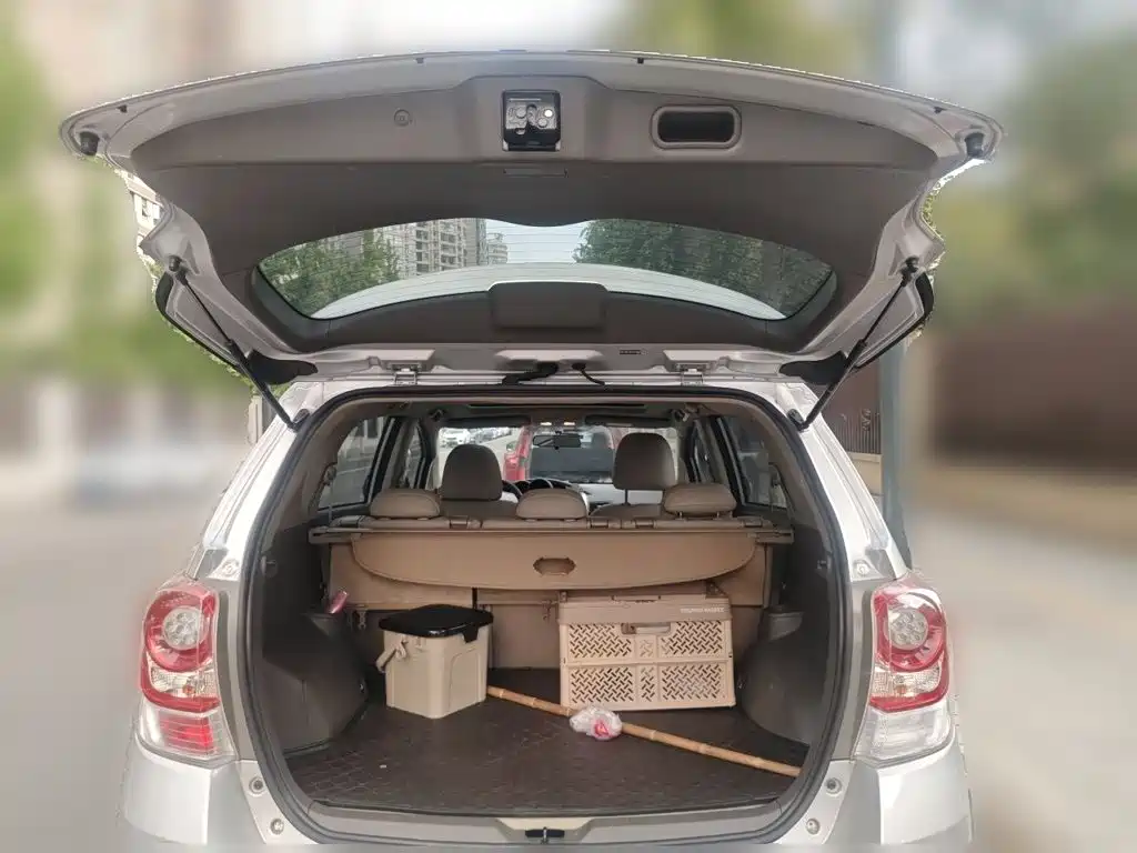 Toyota Verso — миниатюра 20