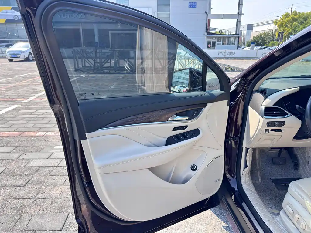 Buick Enclave — миниатюра 23