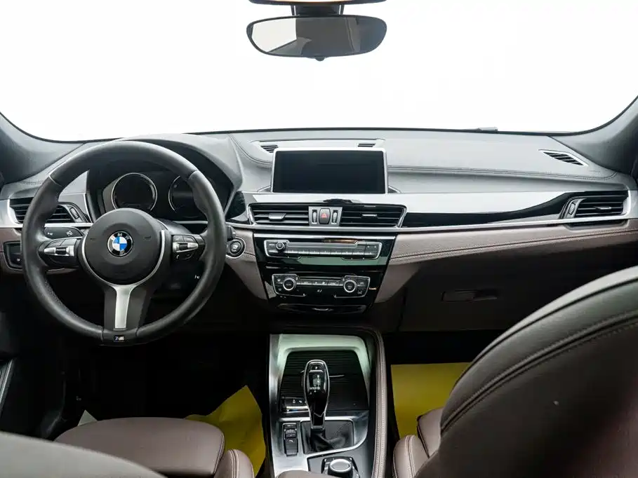 BMW X2 sDrive25i Leading Type M Sport Package, фото 18