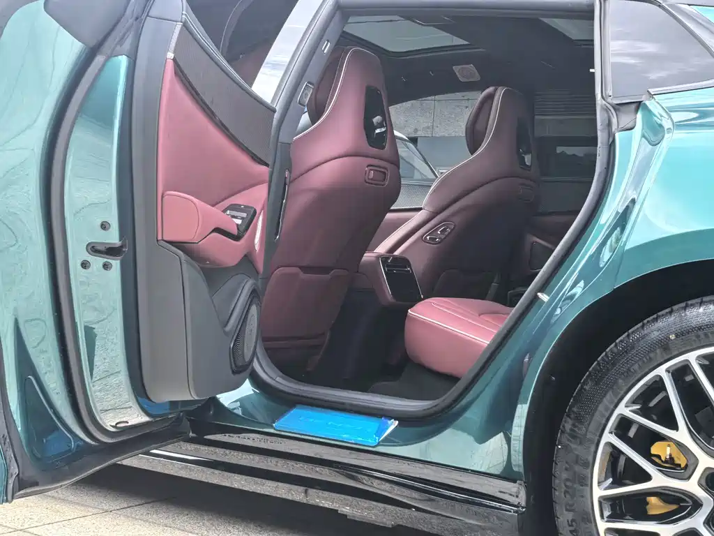 Denza Denza Z9GT — миниатюра 9