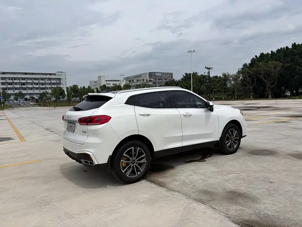 Wey Wey VV5 — миниатюра 13