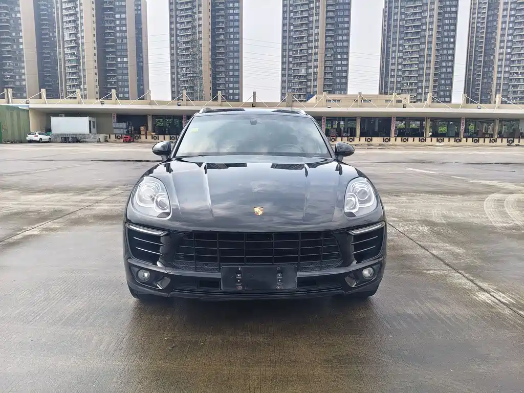 Porsche Macan — миниатюра 2