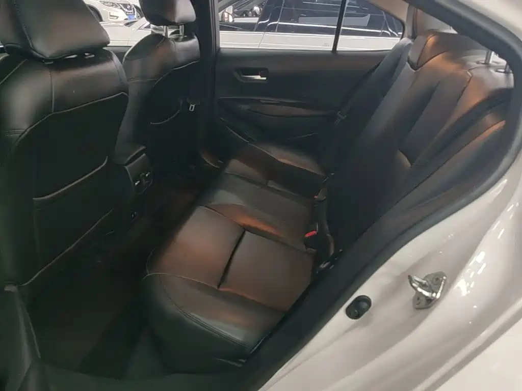 Toyota Corolla — миниатюра 17