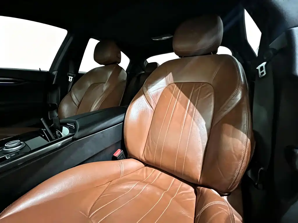 Maserati Ghibli — миниатюра 5