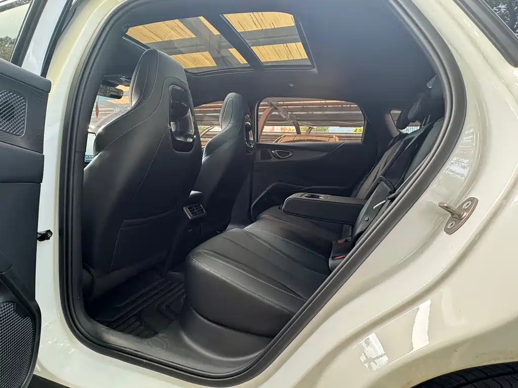 BYD Seal 06 — миниатюра 9