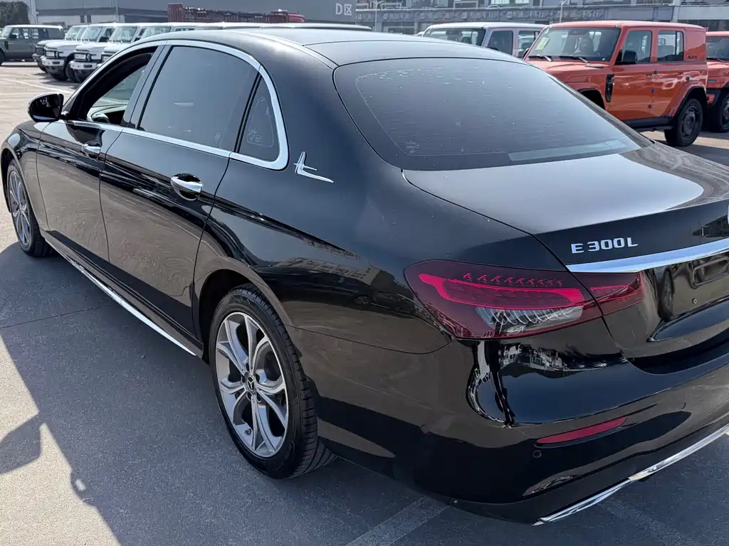 Mercedes-Benz E-Class E 2022 E 300 L Sport Fashion