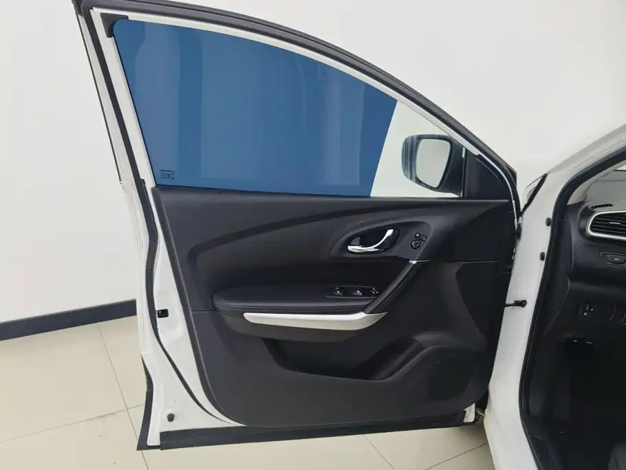 Renault Kadjar — миниатюра 7