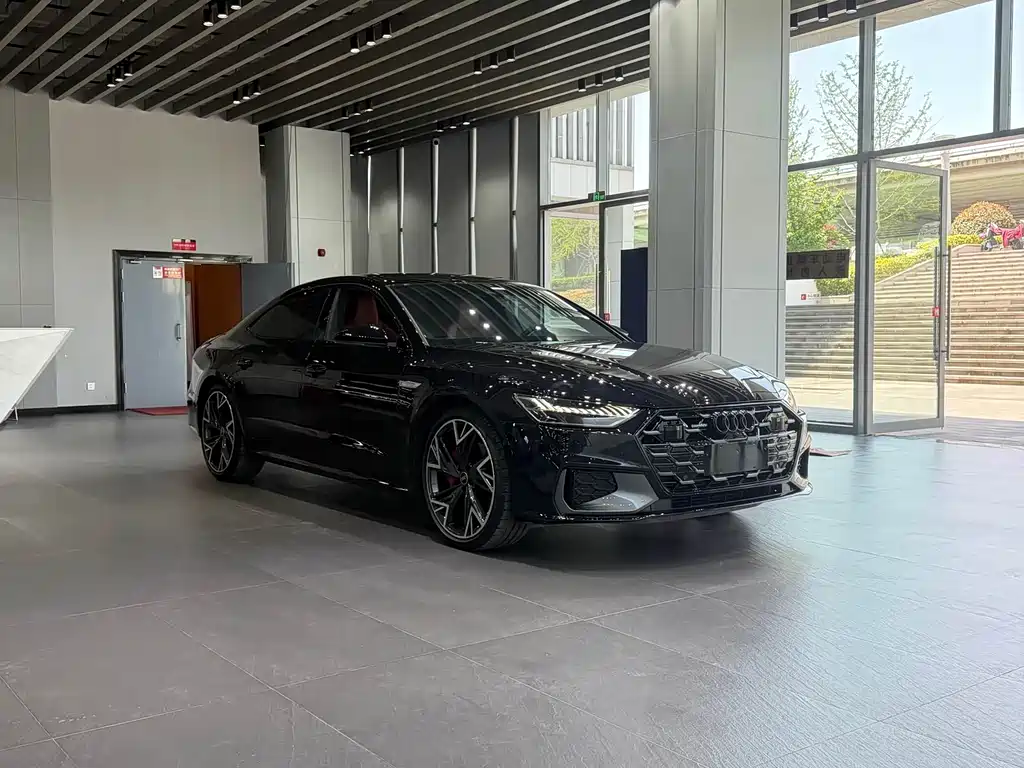 Audi A7L 2025 45 TFSI quattro