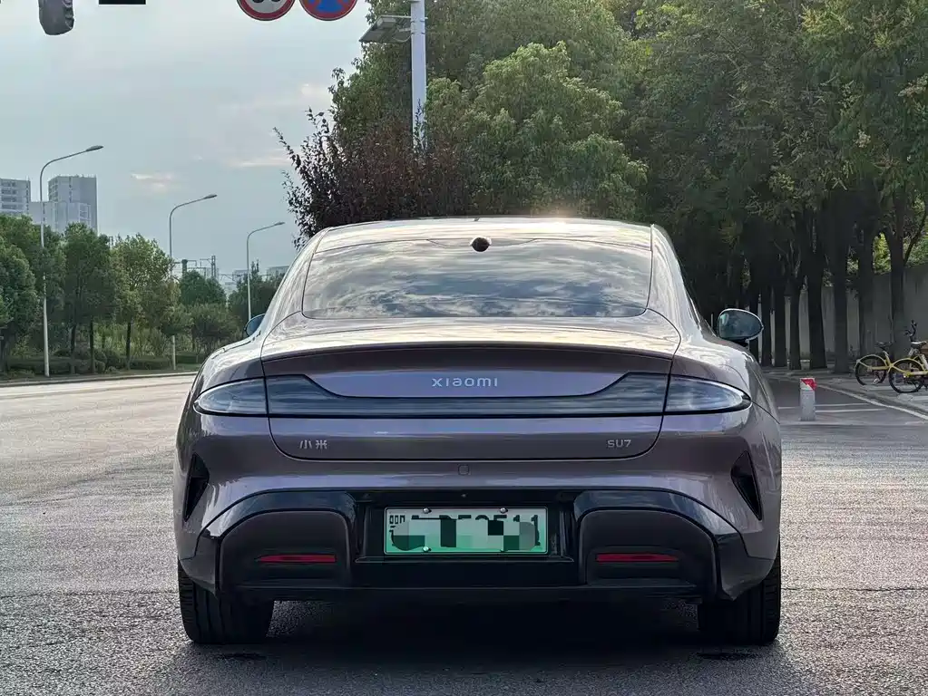 Xiaomi SU7 — миниатюра 7