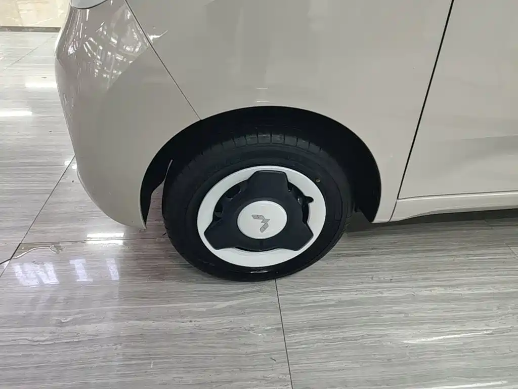 Wuling MINIEV — миниатюра 23