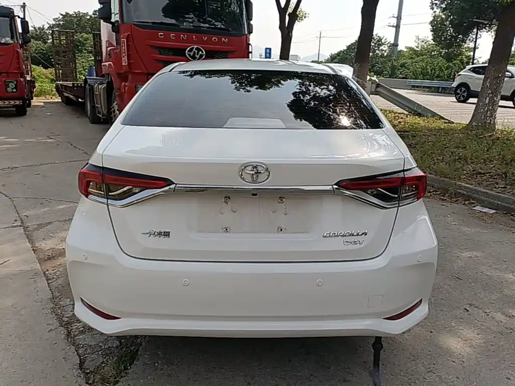 Toyota Corolla — миниатюра 6