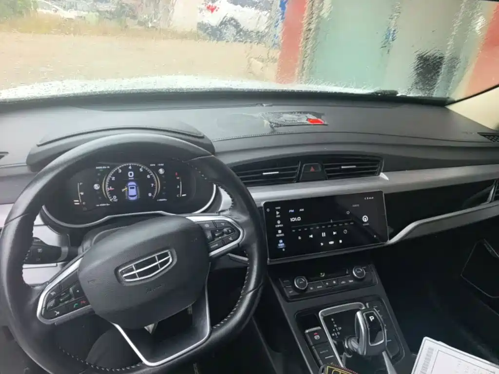 Geely Boyue — миниатюра 10