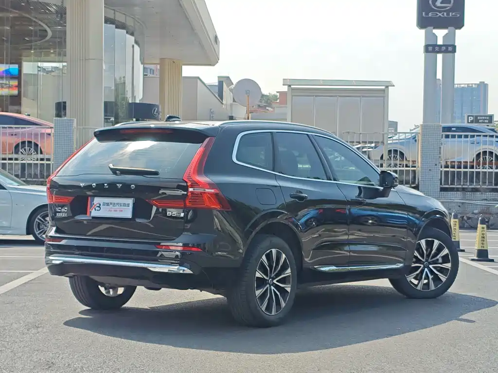 Volvo XC60 — миниатюра 4