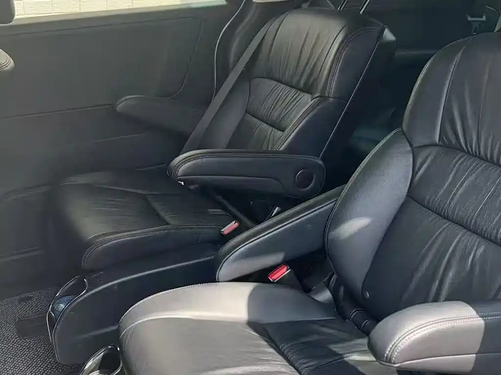 Honda Odyssey — миниатюра 3