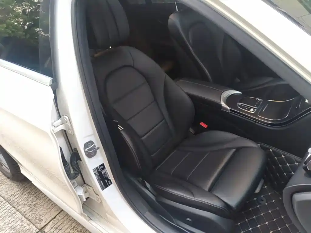 Mercedes-Benz C-Class — миниатюра 25