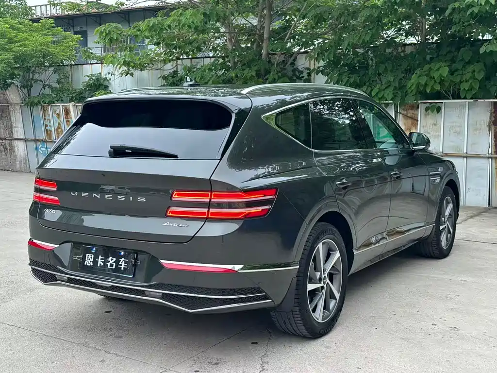 Genesis GV80 2024 2.5T Flagship 5 мест