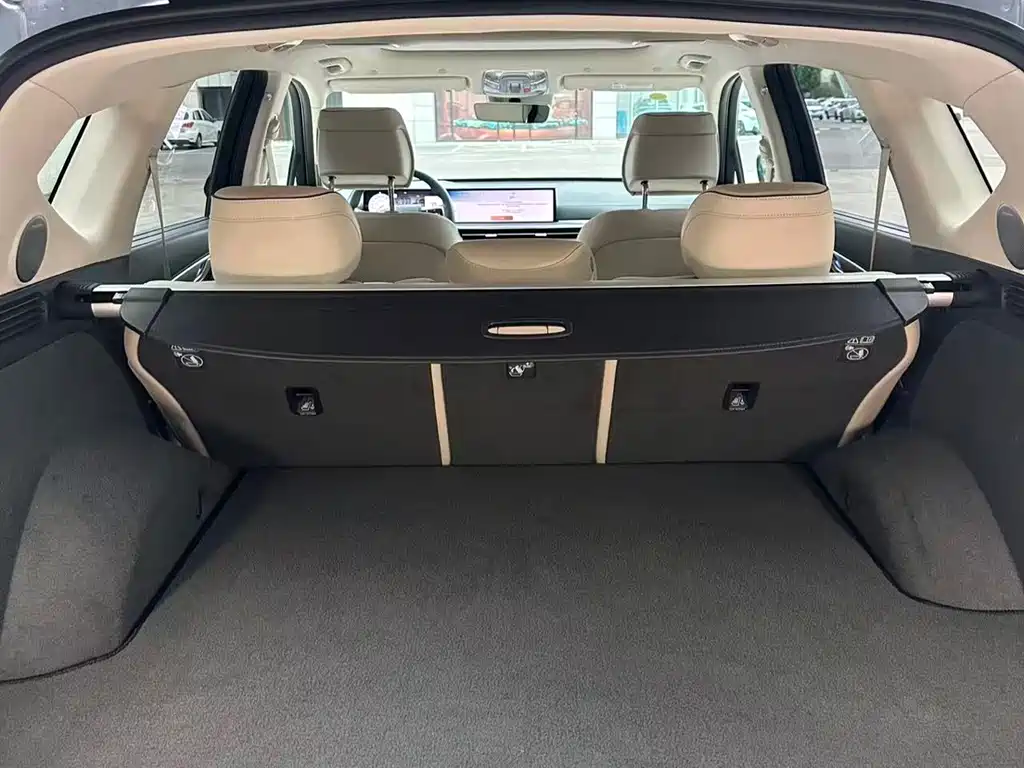 Genesis GV80 2024 2.5T Flagship 5 мест