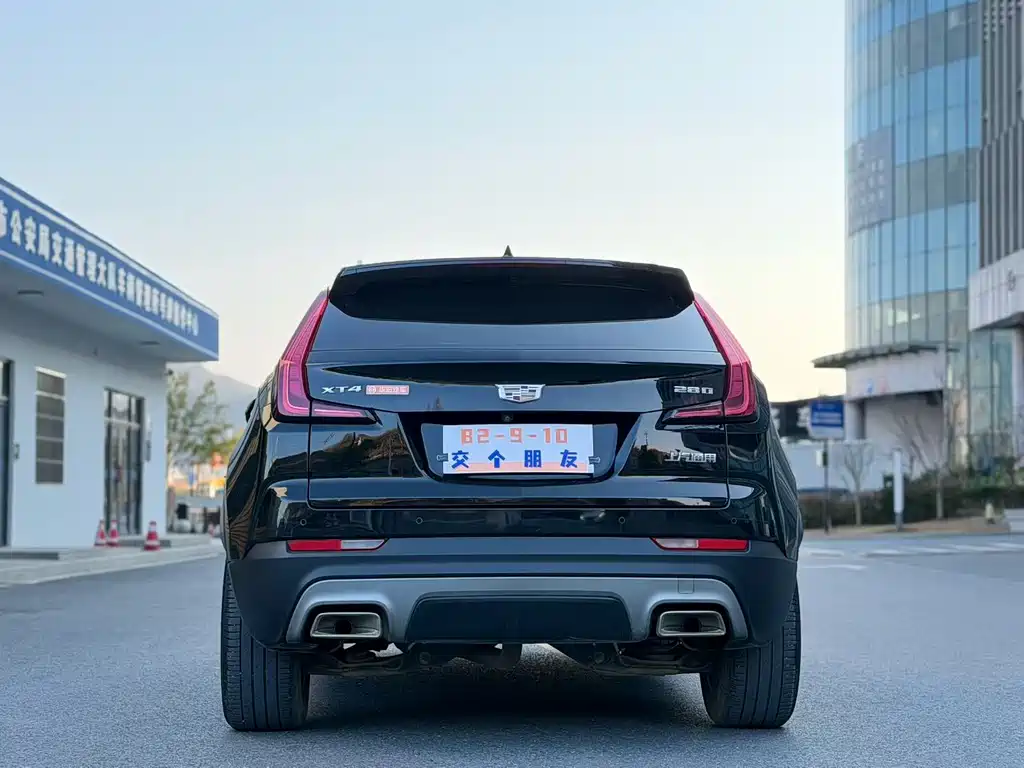 Cadillac XT4 28T 2WD Luxury Type, фото 8