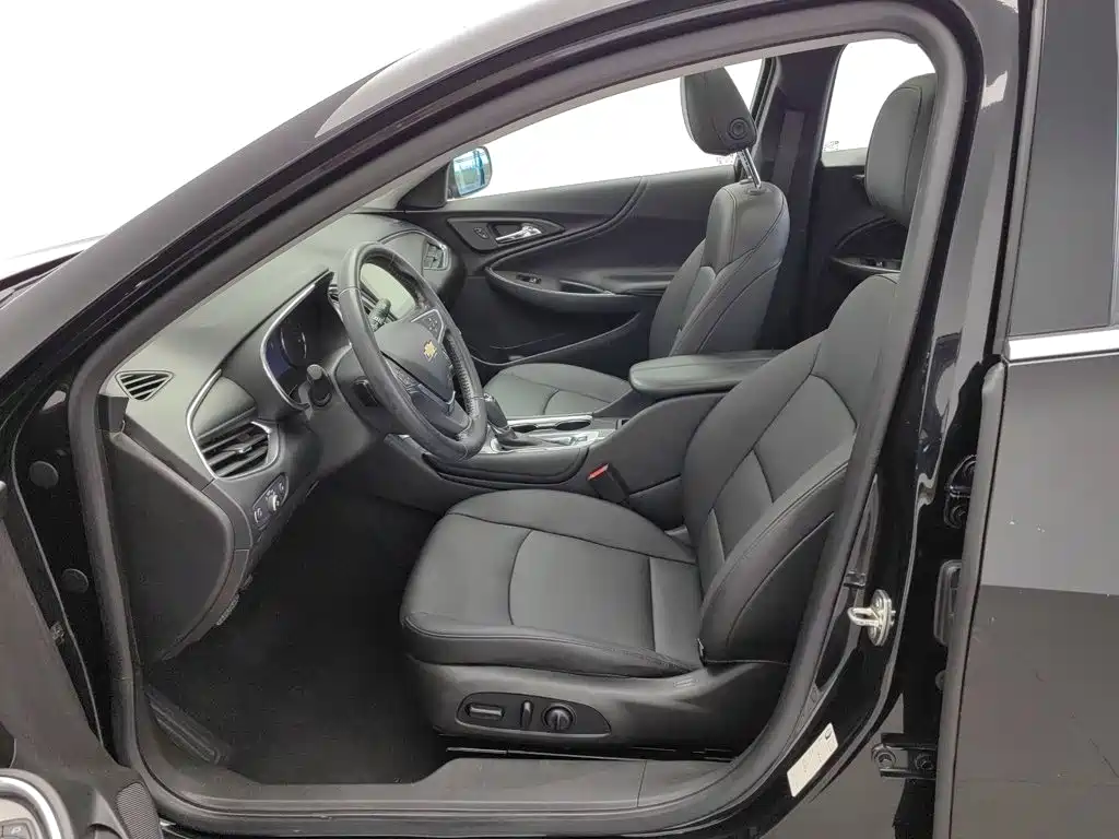 Chevrolet Malibu XL — миниатюра 10