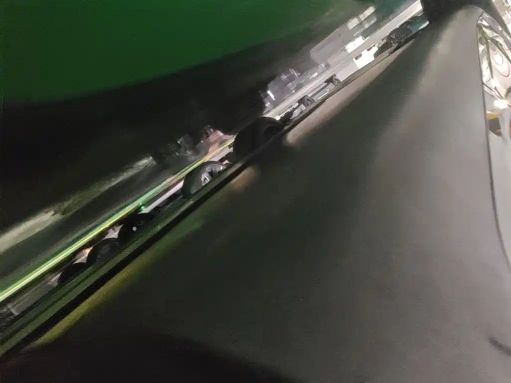 Tesla Model Y — миниатюра 22