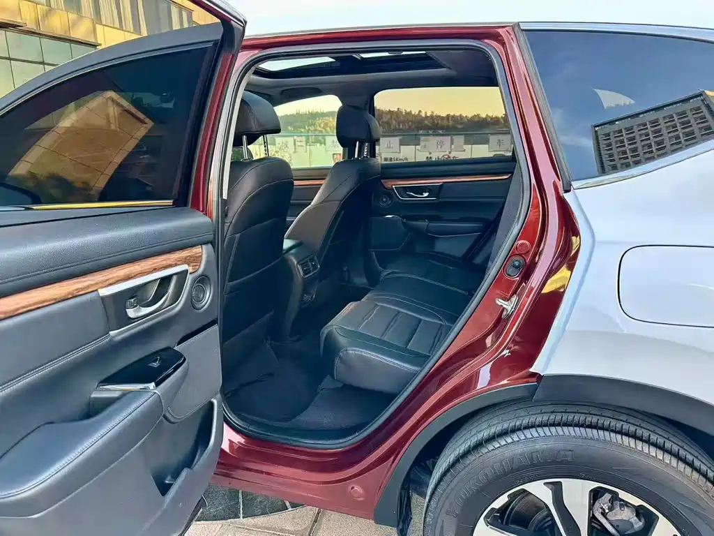 Honda CR-V 2017 240TURBO CVT