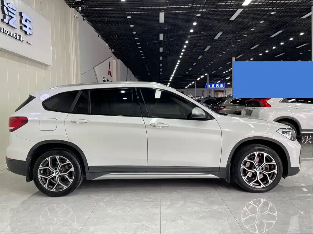 BMW X1 — миниатюра 9