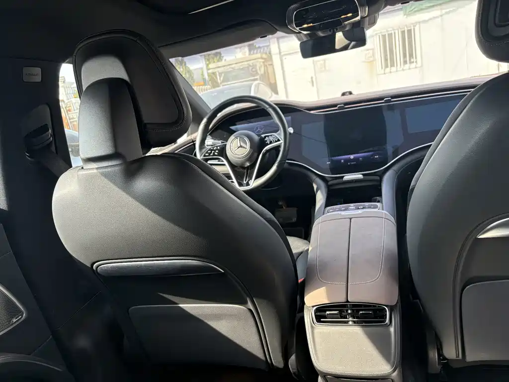 Mercedes-Benz EQS — миниатюра 10