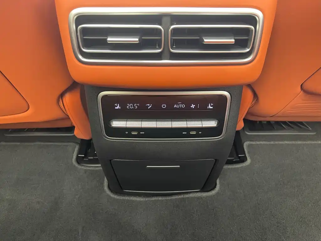 Li Auto Li L7 — миниатюра 13