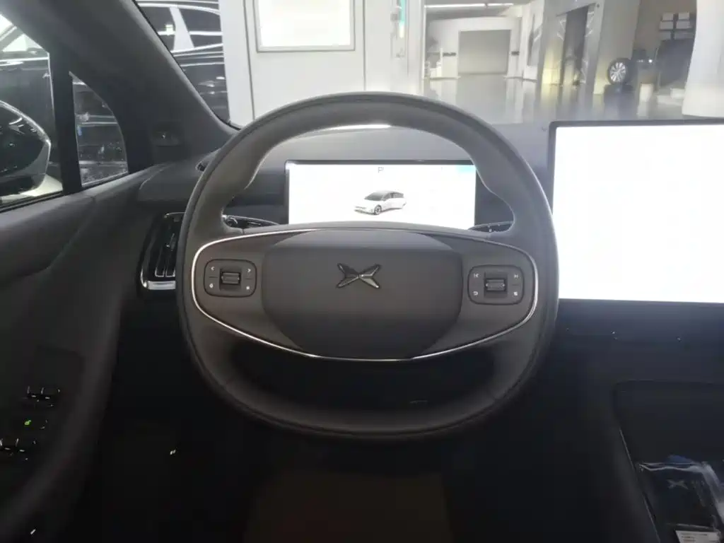 XPeng P7+ — миниатюра 11