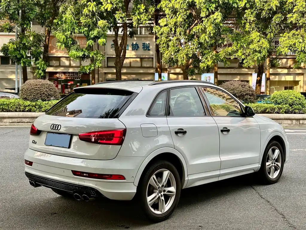 Audi Q3 — миниатюра 4