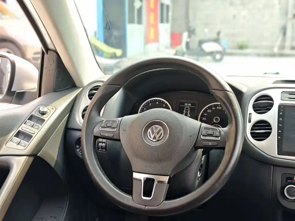 Volkswagen Tiguan — миниатюра 20
