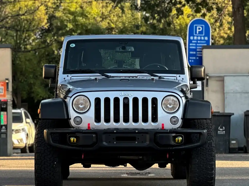 Jeep Wrangler — миниатюра 2