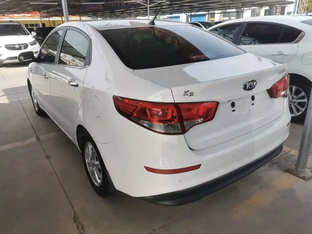 Kia K2 — миниатюра 5