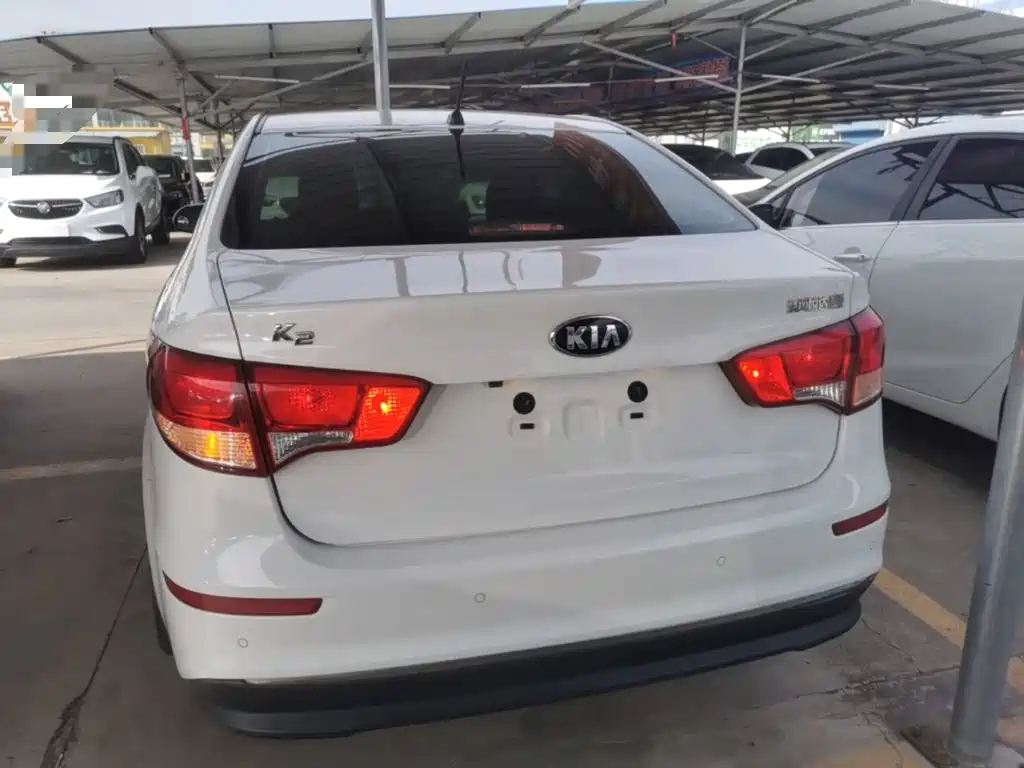 Kia K2 — миниатюра 6